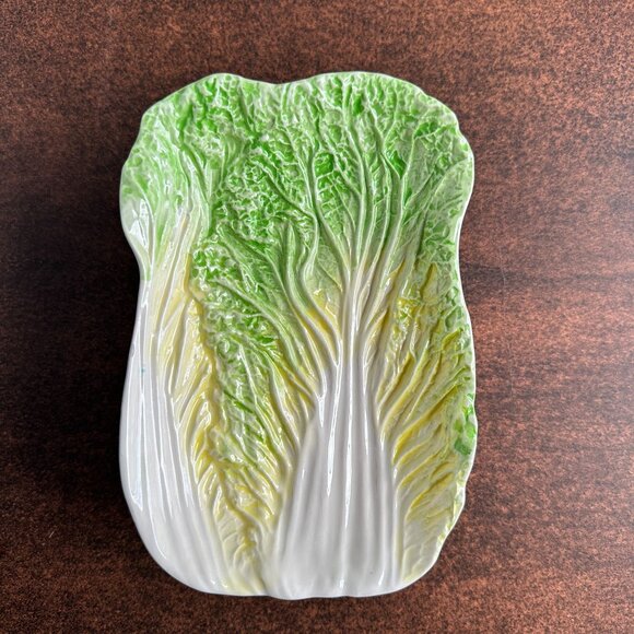 Set of 4 Cabbage Leaf Majolica Plates - Picture 9 of 9